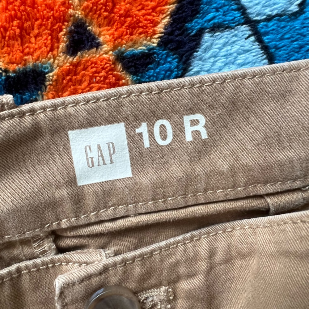 Gap Women’s Khaki Chino Tan Cotton Pants - Picture 3 of 5